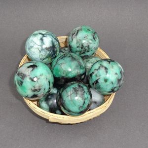 Natural Emerald Sphere Crystal Ball Polished Engraved Green Healing Stone Reiki Meditation Energy Eco-Friendly Feng Shui Love - Product Image 4