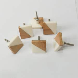 Boutons en résine design élégants pour les armoires et les tiroirs de la cuisine et de la salle de bain Accessoires de meubles - Product Image 4
