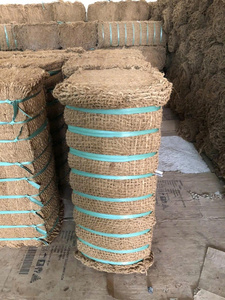 Fabrication de tapis en fibre de coco pour le contrôle de l'érosion, filet biodégradable en fibre de coco 700gr, filet durable en fibre de coco, maille 2x2cm, rouleaux de 50m - Product Image 2