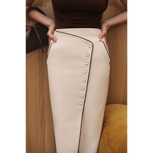 Jupe midi taille haute unie respirante pour femme CV711, avec fente latérale boutonnée, coupe ajustée en maille Ponte, décontractée pour le quotidien - Product Image 2