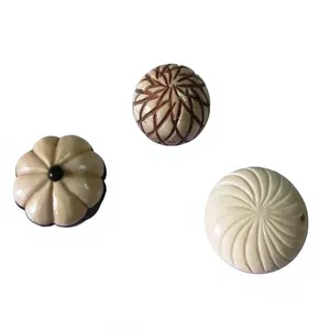 Boutons de commode Shan India rustiques en os, faits à la main, écologiques et durables, en forme de fleur, pour la décoration intérieure - Product Image 4