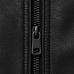 Chaqueta Bomber de Cuero Negro Transpirable y Ecológica, Estilo Motero Acolchado, Chaqueta de Motocicleta Vintage con Logotipo Personalizado para Hombre - Product Image 5