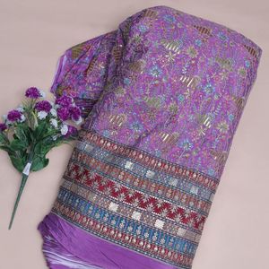 Tissu Crêpe Violet Léger Brodé de Paillettes Florales, Tissu Tissé Léger de 54 Pouces, Matériau de Luxe pour Travaux Daman, Idéal pour Kurtis, Tuniques et Anarkalis - Product Image 2