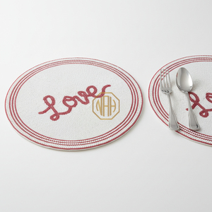 Elegantes Manteles Individuales Ovalados Hechos a Mano con Cuentas y Patrón de Amor Colorido NOORIMS AKBAR HANDICRAFTS, Proveedor al por Mayor para Mesas de Comedor - Product Image 1