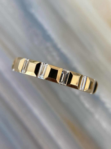 Anillo de Boda Estilo Hip Hop de Plata de Ley 925 con Moissanita de Corte Brillante y Engaste Pavé, VVS1 Color D, Media Eternidad - Product Image 6