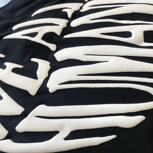 T-shirt homme surdimensionné avec logo personnalisé, qualité luxe, épaules tombantes, impression puff, 100% coton - Product Image 2