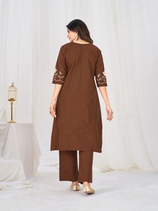 Ensemble Anarkali en coton brodé marron avec dupatta pour femmes, pour les fêtes et les festivals, de la part de Samp Corporation - Product Image 4