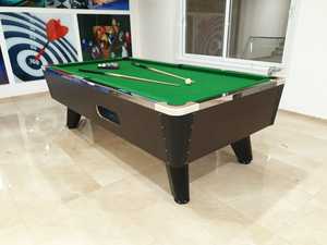 Ensemble de jeu de billard personnalisé HGR Amusement avec 2 queues de jeu, un jeu de billes et un triangle de rangement pour une utilisation en intérieur - Product Image 3