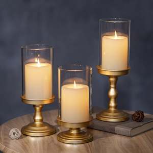 Ensemble de 3 porte-bougies dorés avec abat-jour en verre cylindriques pour la décoration de la maison et les mariages - Product Image 3