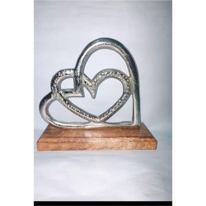 Figura Decorativa Artesanal de Metal y Madera en Forma de Corazón, Escultura Abstracta de Amor para Decoración de Escritorio, Venta al por Mayor para Sala de Estar y Decoración de Hoteles - Product Image 1