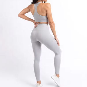 Conjunto de Leggings y Sujetador Deportivo con Logotipo Personalizado, Conjuntos de Yoga de Alta Calidad para Mujer en Venta - Product Image 3