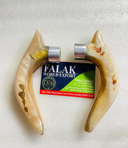Poignée d'épée en corne de style animal de haute qualité faite à la main Conception yéménite Matériau organique étanche Vente chaude FALAK WORLD EXPORT - Product Image 1