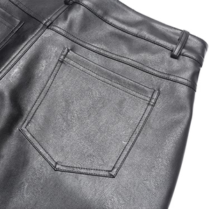 Pantalones Cortos Cargo de Cuero Negro Personalizados Glory con Bolsillos Delanteros y Cierre de Botones, Moda Urbana Elegante para Hombre, Ropa de Verano a la Moda - Product Image 2