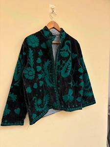 Veste en velours Suzani brodée à la main, en coton, réversible, pour l'hiver, style ethnique, idéale pour les festivals - Vente chaude - Product Image 1