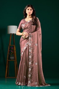 Sari en velours satiné pour femme, design indien Vexotrend, magnifique motif Patola, style traditionnel, idéal pour mariage, Diwali, soirée, infroissable - Product Image 6
