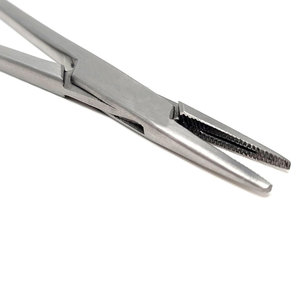 ที่จับเข็มผ่าตัดคุณภาพสูง Morje Surgical พร้อมที่ขันเข็มสำหรับทันตกรรม ปลอดภัยสำหรับการนึ่งฆ่าเชื้อ - Product Image 3