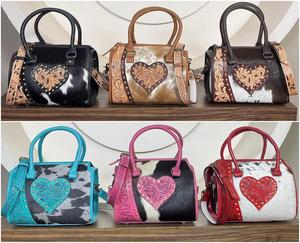 Bolsa de Viaje de Cuero Vacuno Genuino Hecha a Mano, Colección Western Premium, Diseño de Corazón, para Fin de Semana, Unisex - Product Image 5