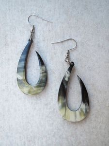 Pendientes de Cuerno de Búfalo Hechos a Mano, Estilo Animal Redondo con Tacto Real, para Decoración de Bodas y Regalos - Product Image 3