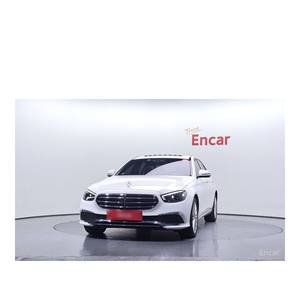 Mercedes-Benz Clase E E250 Exclusive, Modelo Marzo 2023, con 18,546 km, Caja de Cambios Automática, Asientos de Cuero, Cámara Trasera - Product Image 3