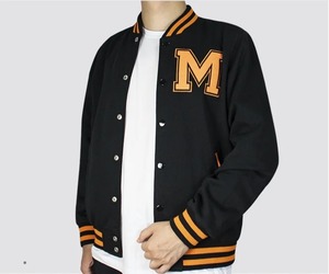 Chaqueta Universitaria Unisex Blanca con Mangas Naranjas, Cierre de Botones, Cuello Camisero, Diseño de Parches, Personalizable, Estilo Preppy, Corte Regular - Product Image 6