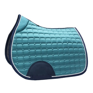 Tapis et coussin de selle de course pour chevaux de qualité supérieure, polyvalents, épais, élégants, avec doublure en maille et extérieur en satin, personnalisables OEM/ODM, tendance 2023 - Product Image 1