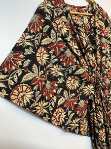 Vestido Kaftán sin Mangas de Algodón con Estampado Floral Tropical, Estilo Casual de Verano para Mujer, Disponible en Stock, Inspirado en las Islas del Pacífico Asiático - Product Image 5