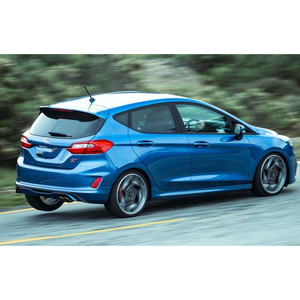 Voiture compacte économique idéale pour les trajets quotidiens au bureau, les déplacements et la conduite en ville (Ford Fiesta) - Product Image 4