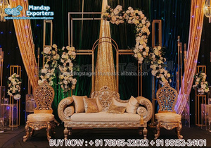 Sofá y sillas de decoración de escenario Nikkah musulmán, conjunto de sofá de escenario de boda con tema marroquí, muebles de boda tallados pulidos dorados - Product Image 2