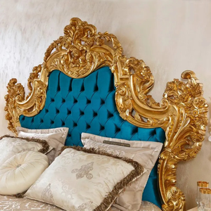 Juego de Dormitorio de Lujo de Diseño Europeo en Madera de Caoba Maciza, Tamaño King, con Armario, Mesita de Noche y Tocador, Muebles Tallados a Mano - Product Image 3