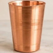 Verre isolé sous vide en cuivre pur pour l'eau potable - Design contemporain portable fait à la main - Product Image 1