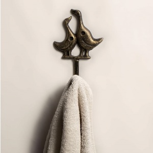 Porte-serviettes mural vintage en fonte de fer, design canard, à un seul niveau, résistant à la rouille, en métal, forme animale décorative - Product Image 1