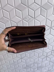 Cartera de Piel de Vacuno con Patrón Occidental para Mujer, Monedero de Piel con Pelo, Estuche para Tarjetas y Teléfono, Colección Elegante de Carteras de Mano para Mujer - Product Image 6