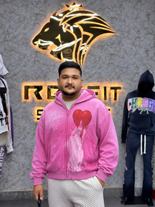 <b>Men's</b> <b>Pink</b> Zip-Up Hoodie With Screen Print Oversized Fleece Casual <b>Sweatshirt</b> Hooded Regular Sleeve Autumn Wear Hoodies - Product Image 1