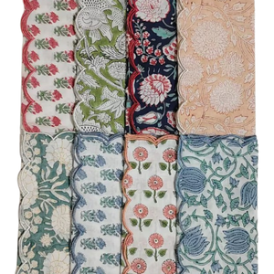 Serviettes de cocktail en lin brodées à motifs de points dorés Serviettes en lin monogrammées Monogramme Broderie Ourlet Serviettes de table - Product Image 2