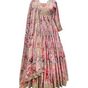 Abaya Maxi Ample et Respirante en Polyester pour Femme, Style International Tendance, Idéale pour les Fêtes Hivernales, Traditionnelle et Moderne - Product Image 1