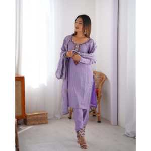 Beautiful Party Wear <b>Suit</b> Set with Thread and Sequence Work Size XL - Product Image 6