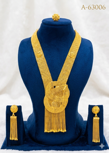 MOLL JEWELLERS Ensemble de collier et boucles d'oreilles élégants pour femme, finition or et argent, style ethnique, avec pendentif long à pompon A-63004 - Product Image 3