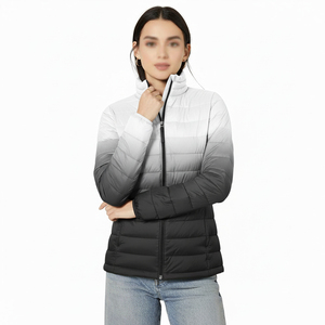 เสื้อแจ็คเก็ตพัฟเฟอร์สำหรับผู้หญิง ฤดูหนาว เสื้อโค้ทบับเบิ้ลน้ำหนักเบา เสื้อแจ็คเก็ตขนเป็ดแบบกำหนดเอง OEM ขายส่งแบบไม่มีลาย - Product Image 1