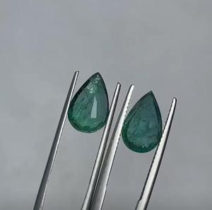 Par de Esmeraldas Naturales de Zambia con Corte en Pera, Piedras Preciosas Sueltas para Joyería - Product Image 2