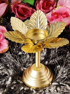 T-Light <b>Candle</b> <b>Holder</b> Stand Lotus Leaf Design Metal <b>Tealight</b> <b>Candle</b> <b>Holder</b> for Home Decor Living Room Wedding Table Centerpiece - Product Image 5