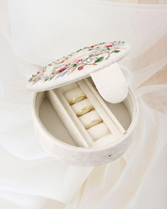 Boîte à bijoux en velours à motif floral et perles, organisateur de bagues avec compartiments, décoration de coiffeuse moderne, boîte à bibelots faite à la main, taille personnalisable - Product Image 3