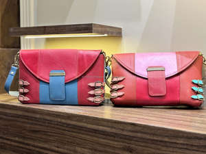 Elegante bolso de cuero Crunch para mujer de alta calidad, patrón de logotipo de diseñador único, bolso de hombro Sling de Venta caliente - Product Image 5