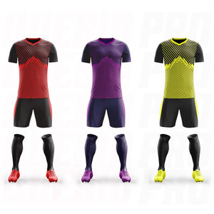Maillots de football personnalisés pour adultes et jeunes, tenue d'entraînement de football vierge, kit de football complet, vêtements de sport d'équipe personnalisés - Product Image 1