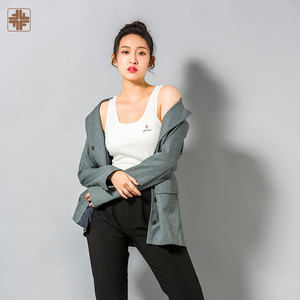 Camisetas sin mangas de cuello redondo de punto transpirable llamativas con diseño impreso de logotipo personalizado para mujer - Product Image 3