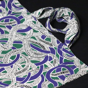 กระเป๋าผ้าแคนวาสพิมพ์ลายสำหรับผู้หญิง นำเข้าจากอินเดีย ผลิตจากผ้าฝ้ายรีไซเคิล 100% ดีไซน์ทันสมัย พร้อมส่ง - Product Image 3