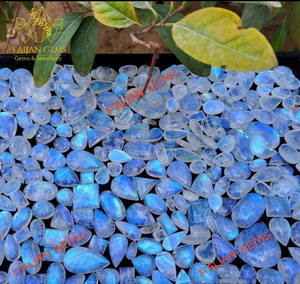 ขายส่งจำนวนมากที่มีคุณภาพที่ดีที่สุดฮอตรุ้งธรรมชาติมูนสโตน Cabochon อัญมณีหลวมรูปร่างผสมสีฟ้าไฟเครื่องประดับบุคคลที่สาม - Product Image 5
