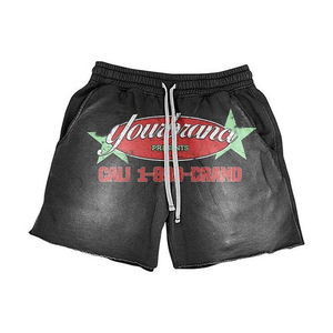 Ensemble streetwear personnalisé pour homme, t-shirt sans manches de haute qualité avec détails de transfert thermique supérieur et short en nylon, tissu 100% coton - Product Image 4