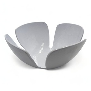 Bol en céramique en forme de fleur pour servir les aliments, vaisselle décorative pour les fêtes - Product Image 4
