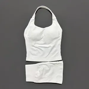 Ensemble 2 pièces de sport pour femme : Haut dos nu à bretelles, soutien-gorge et short, sans couture, pour yoga, gym, course et fitness - Product Image 2