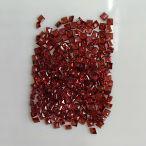 โกเมนสีแดงธรรมชาติ 4 มม. ทรงสี่เหลี่ยมเจียระไนแบบสเต็ปคัท คุณภาพดีที่สุด พลอยเม็ดเดี่ยวสำหรับทำเครื่องประดับ - Product Image 2